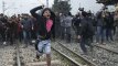 Makedonijos pasienyje - susirėmimai su migrantais: panaudotos ašarinės dujos