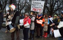 Tarptautinę savanorių dieną kauniečiai pažymėjo griausminga būgnų eisena