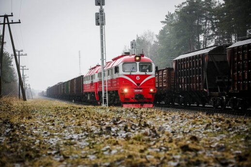 Šeimyniniai santykiai „Lietuvos geležinkeliuose“ stebina įžūlumu