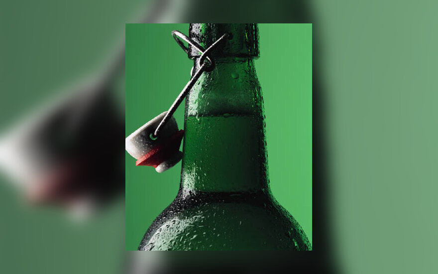 alkoholis, viskis, gėrimas