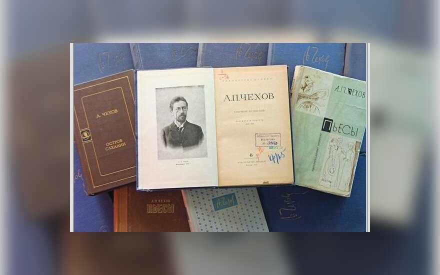 Рубашка пролила свет на причину смерти Антона Чехова
