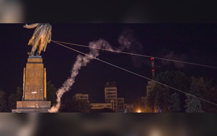 На Украине демонтировали 1320 памятников Ленину