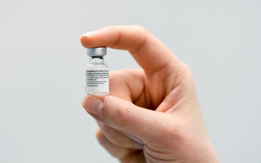 В Мариямпольской больнице одному человеку по ошибке ввели 5 доз вакцины от коронавируса