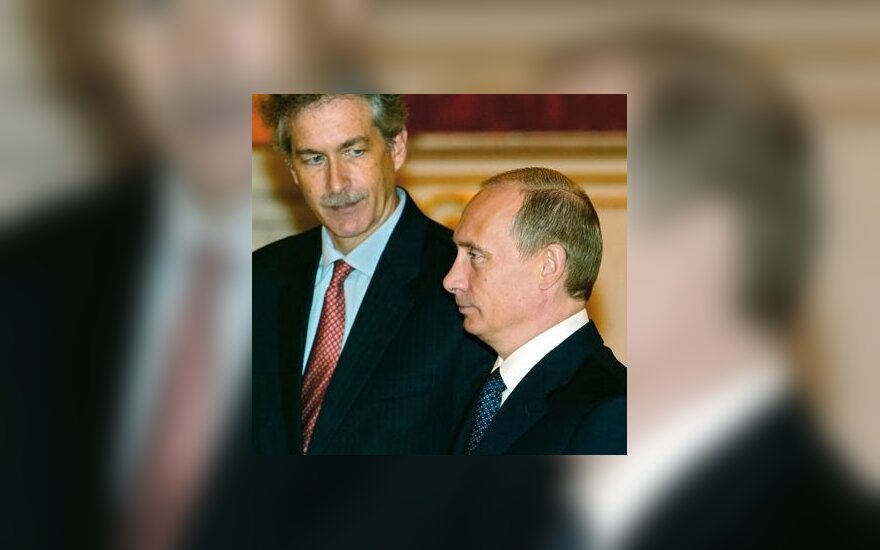JAV ambasadorius Rusijoje Williamas Burnsas ir Rusijos Prezidentas Vladimiras Putinas