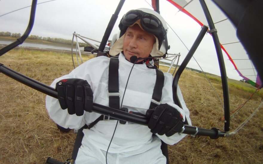 В.Путин летал с журавлями