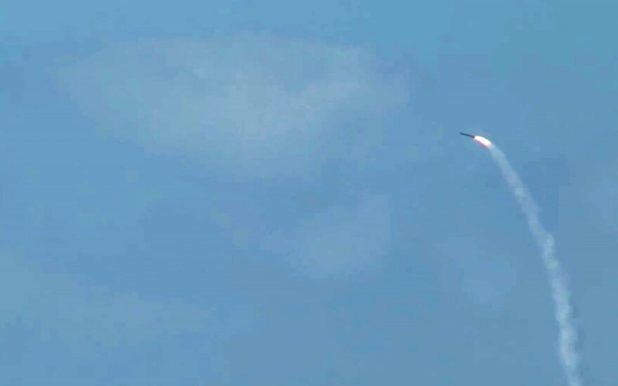 ВМФ России принял на вооружение межконтинентальную ракету "Булава"
