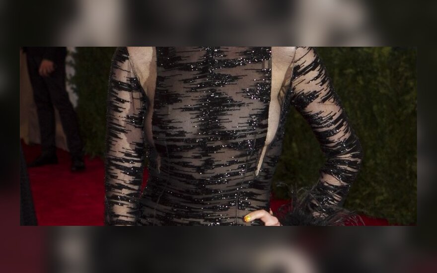 Anne Hathaway blondynką