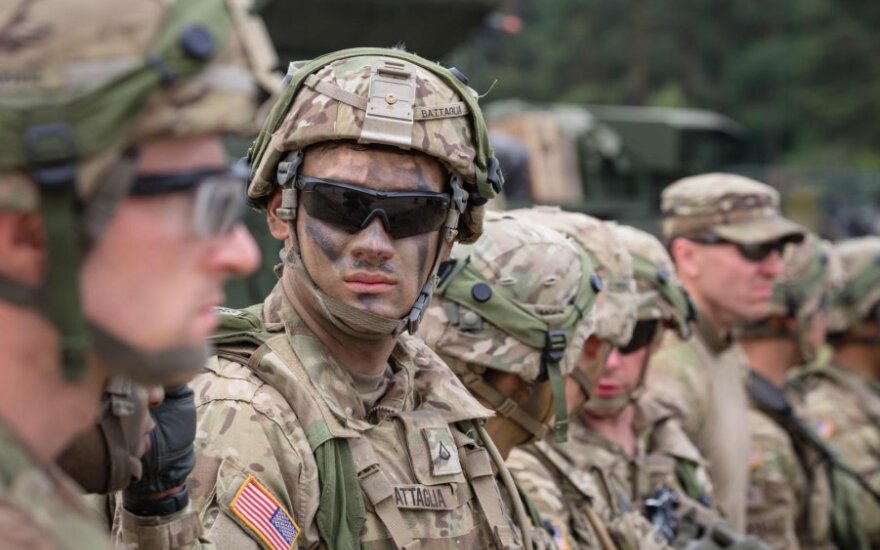 JAV kariai Estijoje