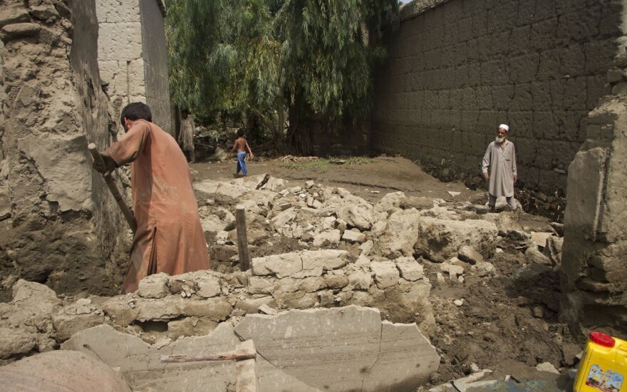 Власти Афганистана освободят 400 талибов