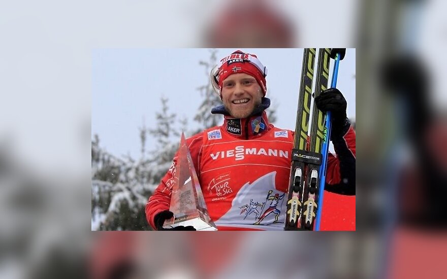 Норвежцы доминировали на "Тур де Ски", Легков сложил полномочия