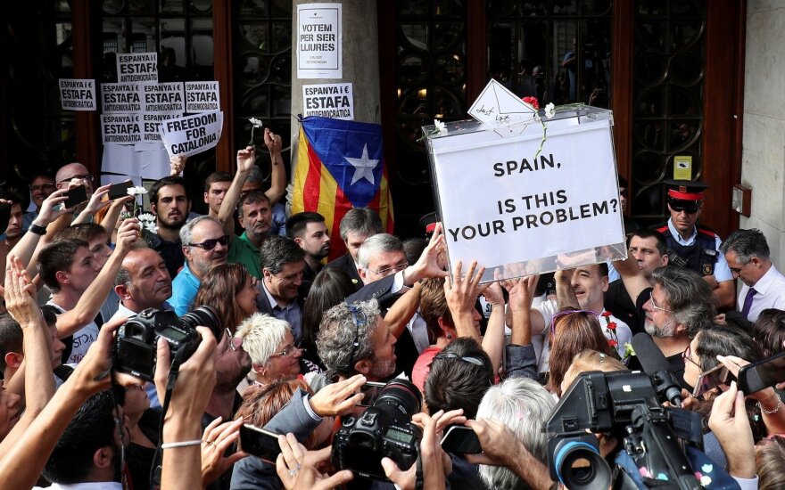 12 руководителей Каталонии задержаны перед референдумом