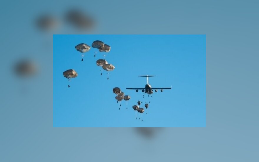 Пожар на полигоне в Латвии во время учений: горит 300 га леса