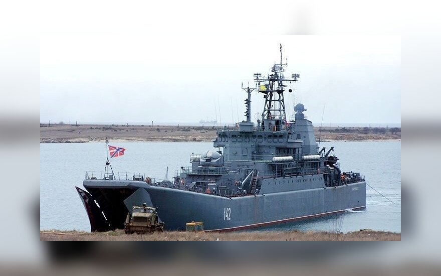 Россия отправила большой десантный корабль в Средиземное море
