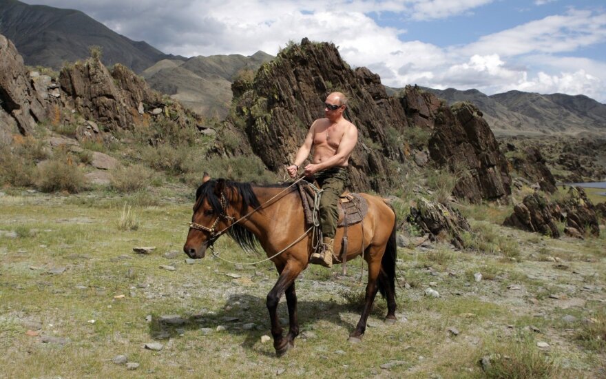 Путин заявил, что его преемник должен быть "молодым, но зрелым" человеком