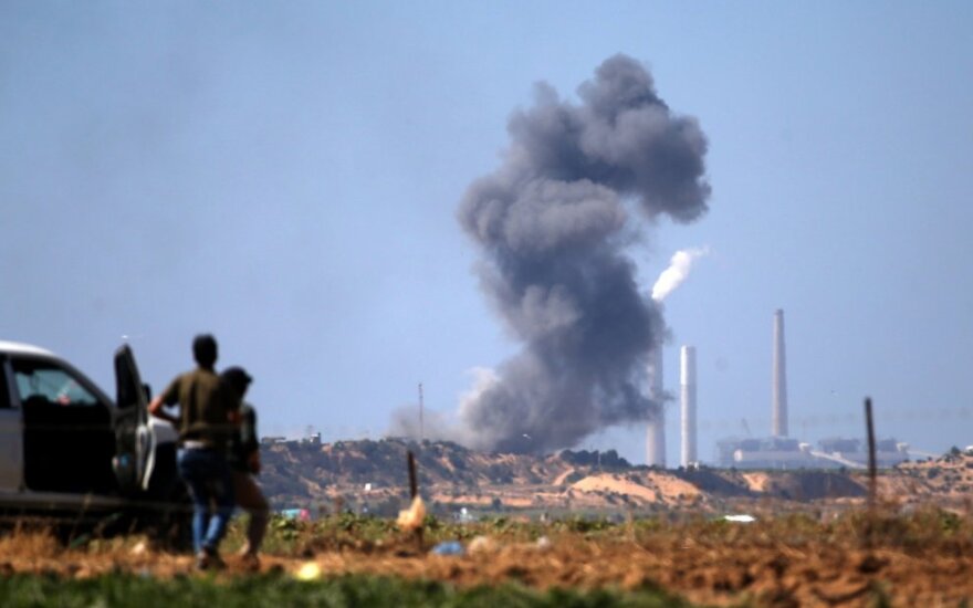 Izraelio karinė aviacija atakavo „Hamas“ taikinius