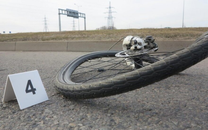В субботу на дорогах Литвы погибли два велосипедиста