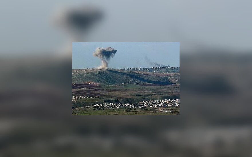Izraelio karo lėktuvai apšaudo taikinius Pietų Libane 