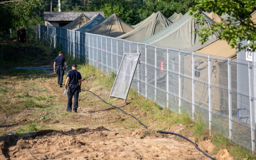 За сутки на границе Литвы с Беларусью задержали 35 нелегальных мигрантов, большую часть отправили назад