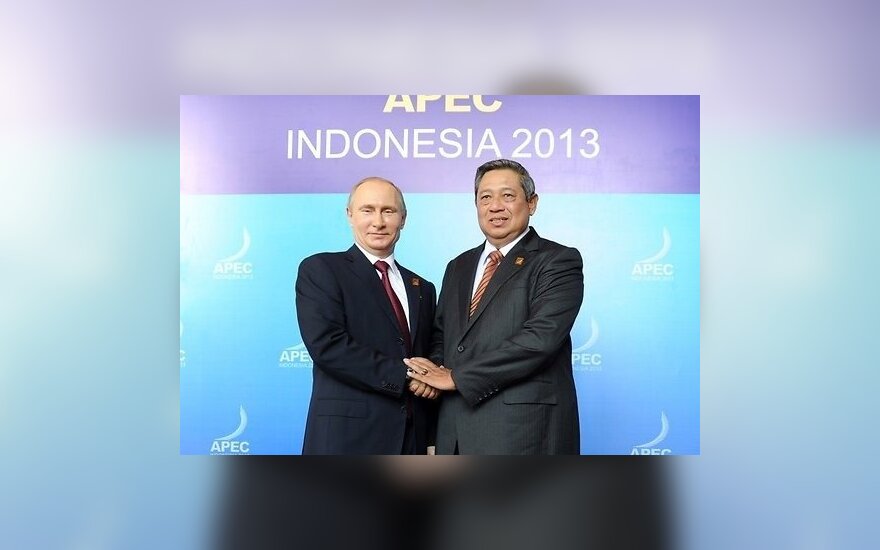 Президент Индонезии спел в честь дня рождения Путина