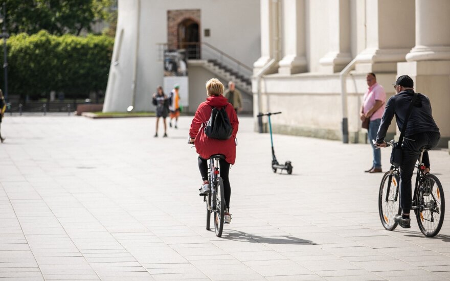 Карантин в Литве с четверга отменен, какие ограничения останутся?