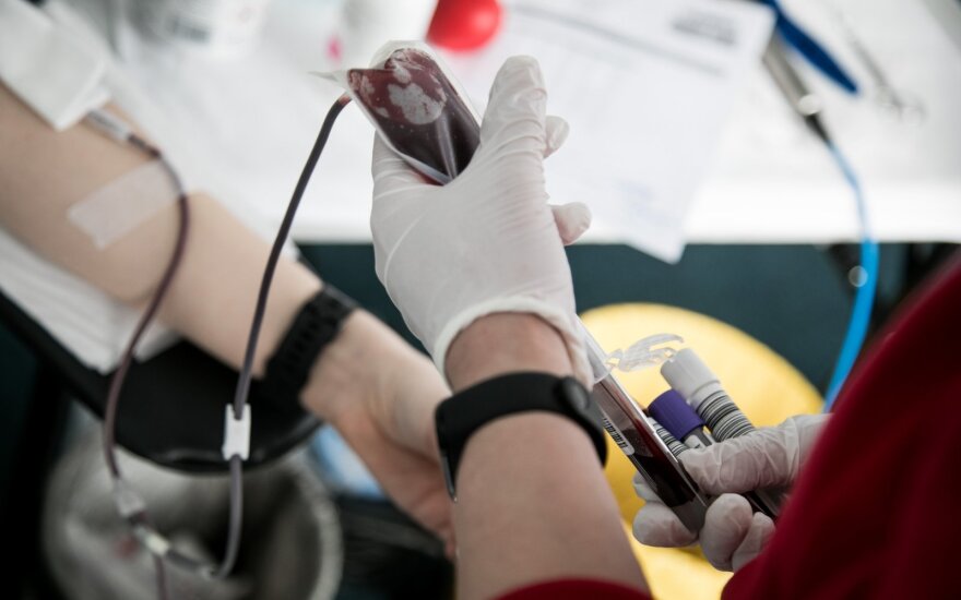 В Литве 40 переболевших коронавирусом человек стали донорами крови