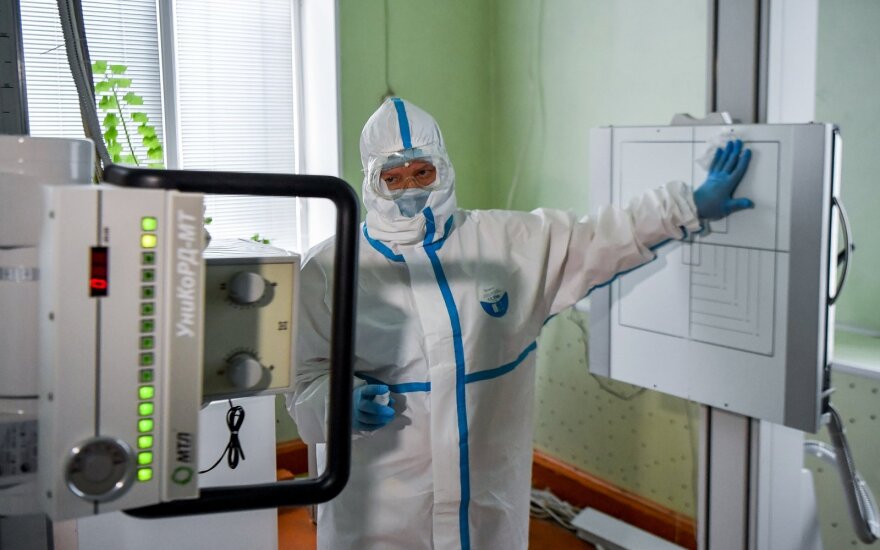 Россия вышла на второе место по числу случаев коронавируса