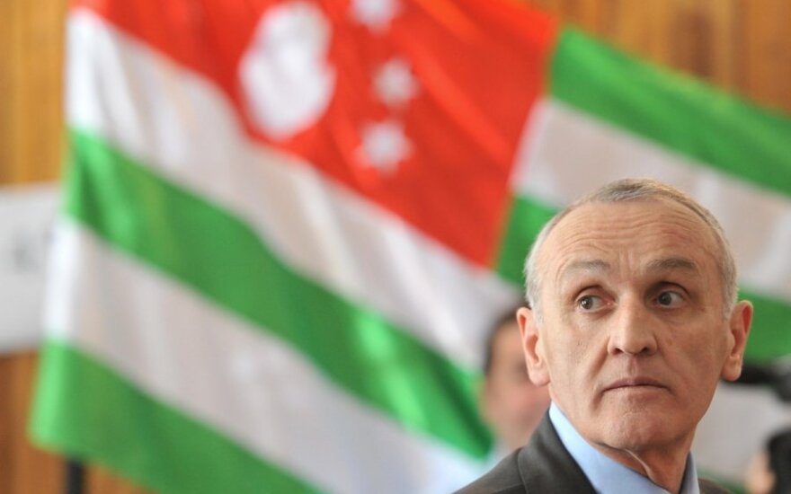 Prezydent Abchazji: należy położyć kres wojnie