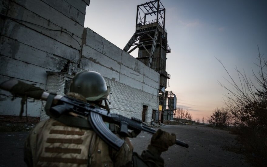 ОБСЕ: Киев завершит отвод вооружений к середине марта