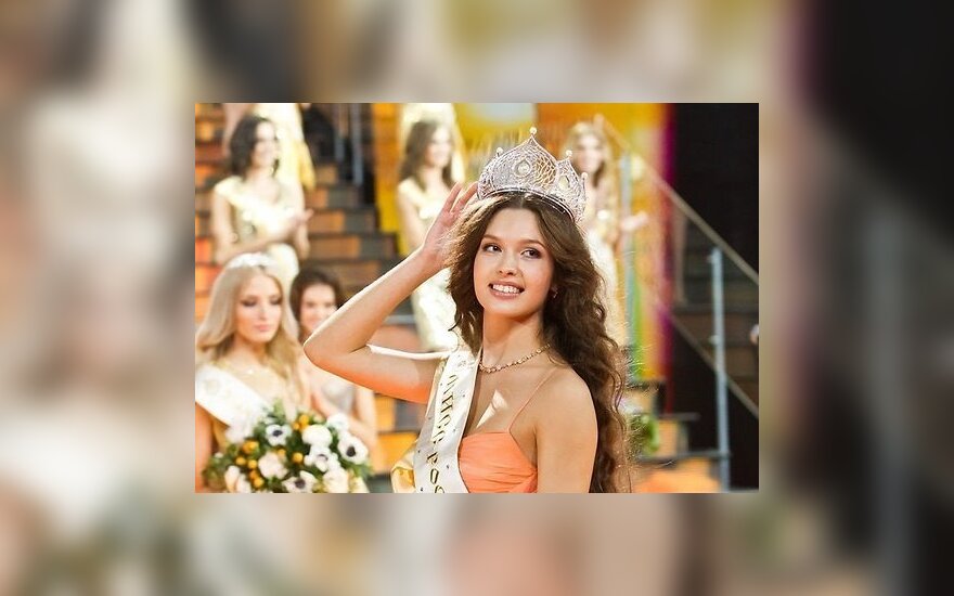 "Мисс Россия-2012" стала Елизавета Голованова из Смоленска