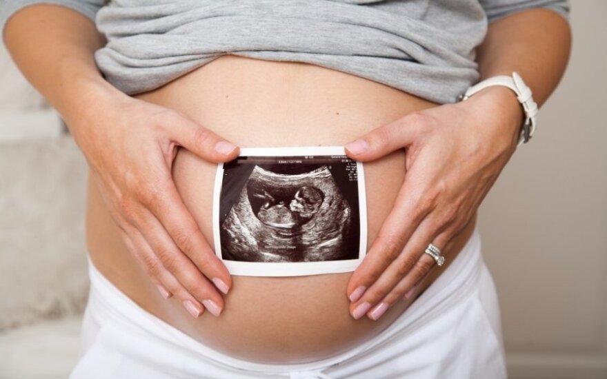 В США женщины беременеют без секса