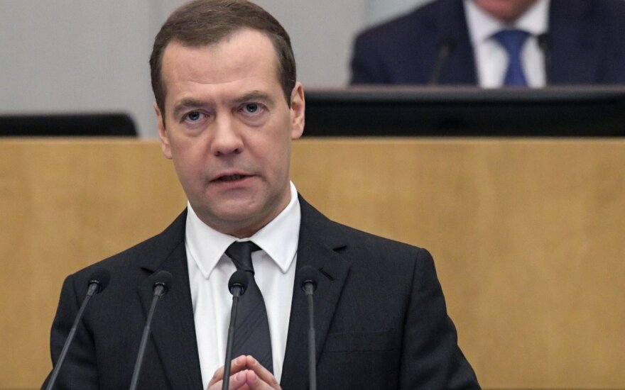 Томский школьник в открытом письме призвал Медведева уйти в отставку