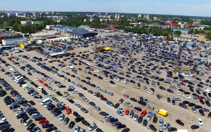 Жители Литвы все чаще покупают машины в лизинг