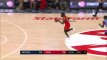 DeAndre Bembry sugrūdo kamuolį į „Grizzlies“ krepšį po apsisukimo 360 laipsnių kampu