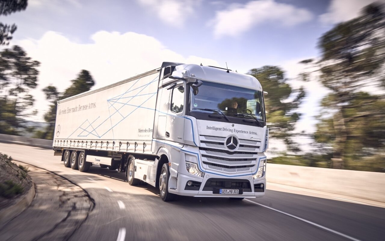 Mercedes Benz Actros Pripazintas Metų Sunkvezimiu 2020 Delfi Auto