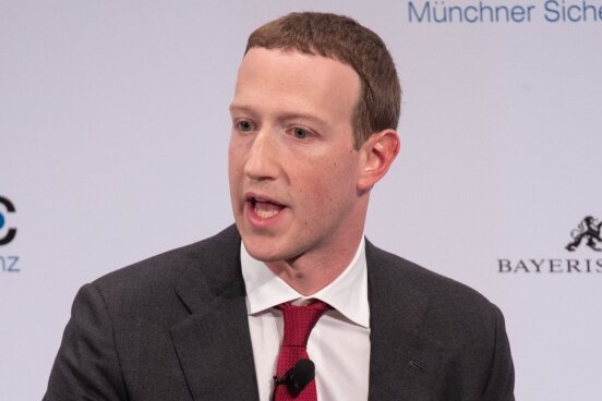 Markas zuckerbergas investuoja į kriptovaliutą