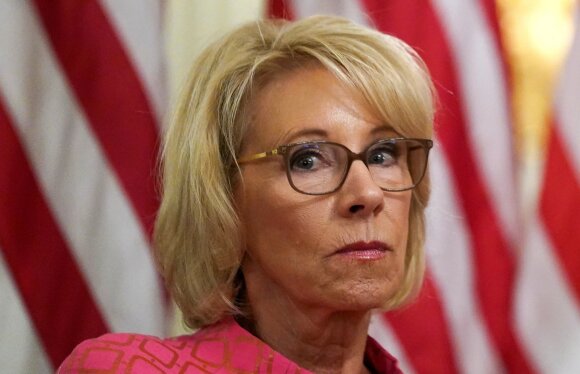 Betsy devos