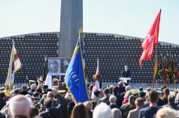 In Kryžkalnis a monument to Lithuanian partisans, fighters for the country's independence, was inaugurated. 