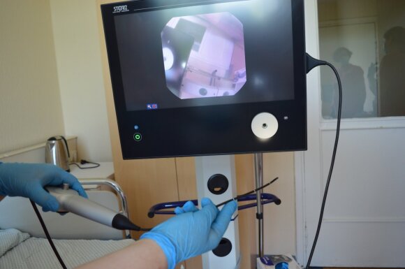 A swallowing disorder can be accurately assessed and analyzed with a video endoscope.