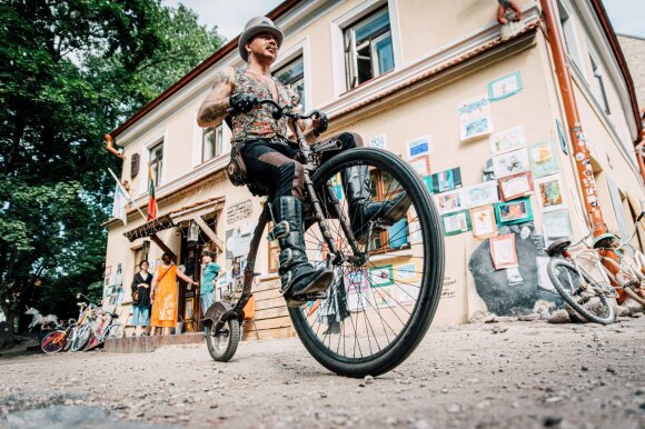 Donatas Dubauskas ir jo dviratis