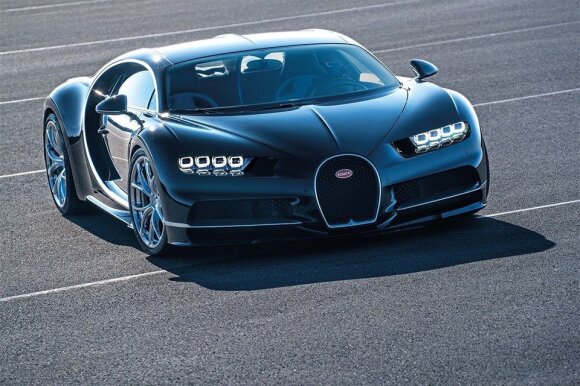 "Bugatti Chiron"