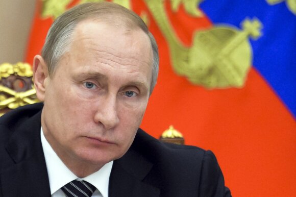 Bauginanti tendencija: Th. May nuolaidžiauja V. Putinui
