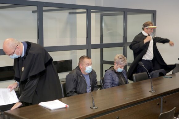 Inga Vilbikienė and Edikas Vilbikas at the Kaunas Regional Court