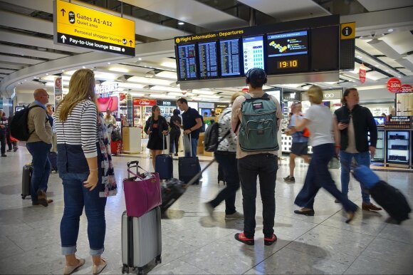 Aviakompanijos nebenori mokėti kompensacijų už vėluojančius ir atšauktus skrydžius: keleivių lauktų sunkūs laikai