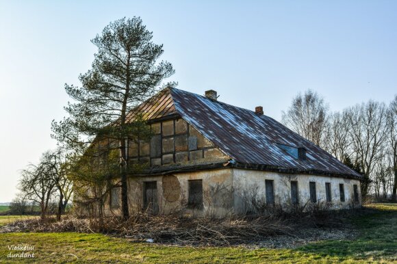 Ada traveling through endangered Lithuania: future generations will be able to see what we will no longer have in my photos