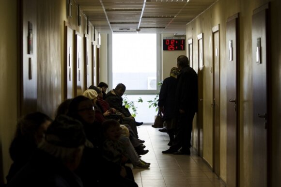 Darbo teisės ekspertai prognozuoja, kad bedarbystė Lietuvoje padidės: kada atleidimas teisėtas