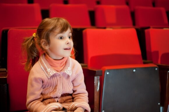 Teatras mažyliams: pinigų švaistymas ar būtinybė?