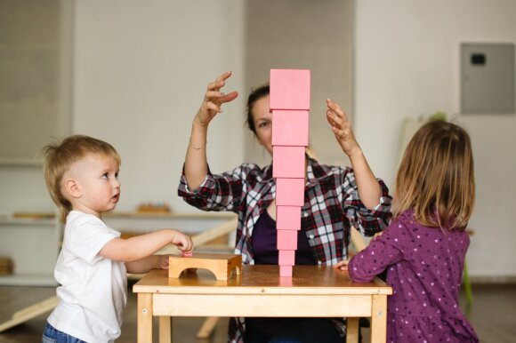 Patarimai, kaip įrengti vaiko kambarį Montessori stiliumi: labai svarbu sukurti „taip“ erdvę