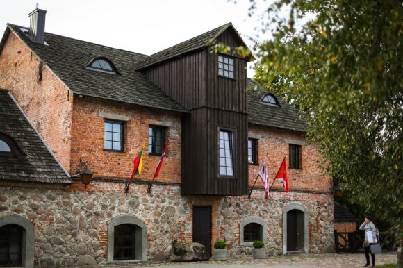 Užvenčio mansion water mill