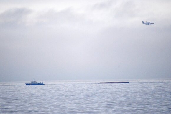 Naujos detalės dėl susidūrimo Baltijos jūroje: įtariama, kad viename laive buvo girtaujama