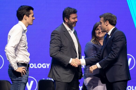 Pierre Dubuc, Openclassrooms; Daniel Dines, UIPATH; Flora Coleman, Transferwise; Emmanuel Macron